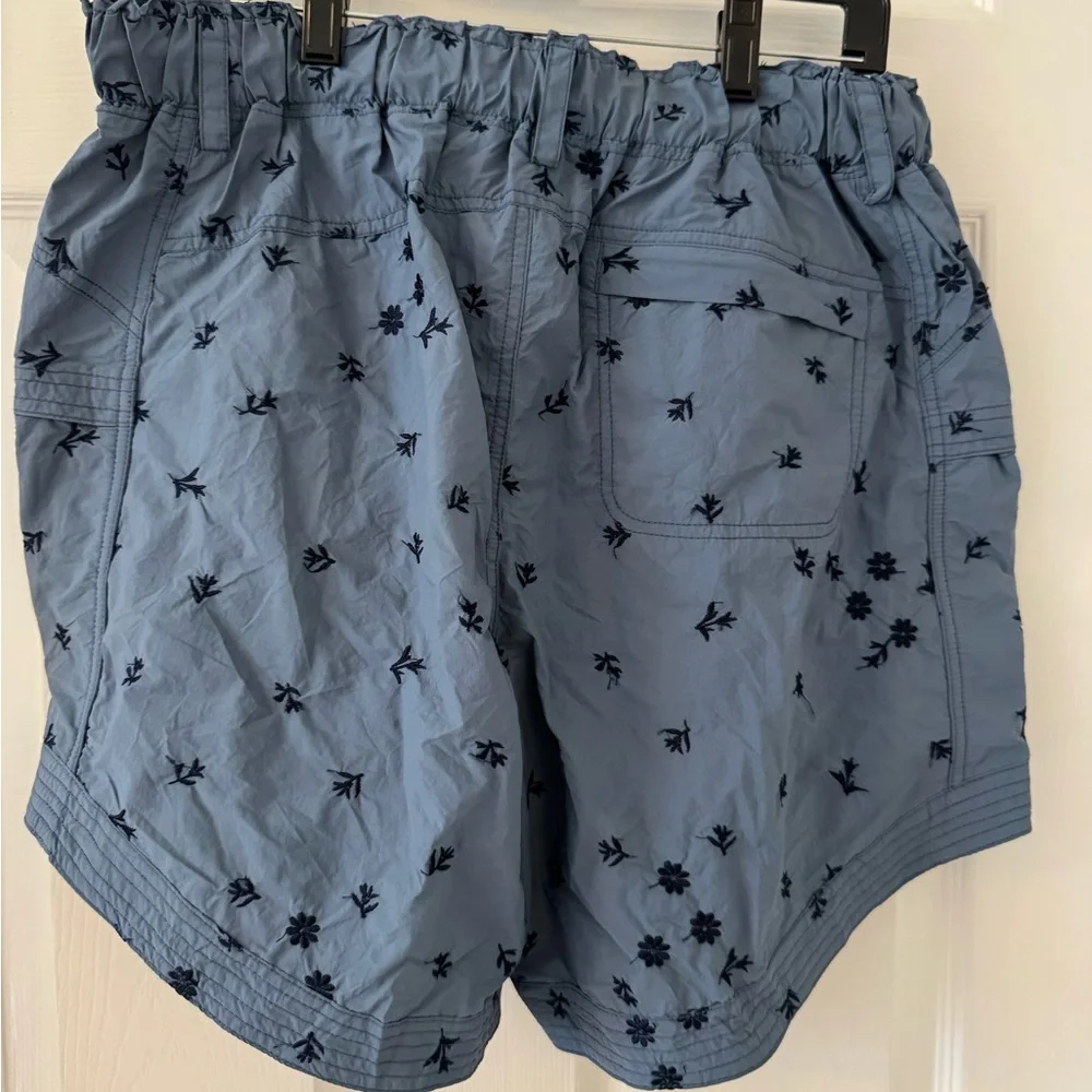 Free People Movement In The Wild Embroidered Shorts Size Large NWT - Picture 5 of 6